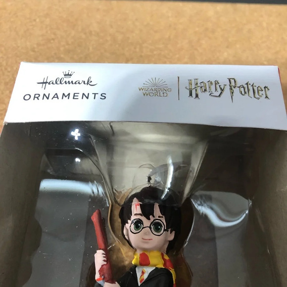 Harry Potter Broomstick Christmas Ornament Hallmark Wizarding World  2022 - Picture 4 of 8